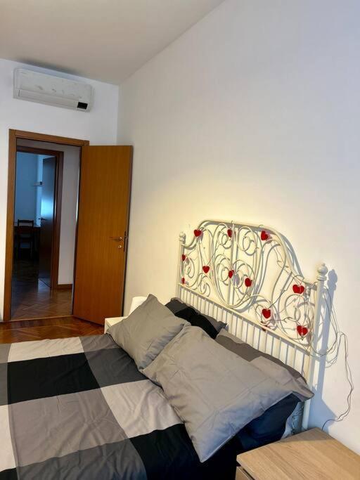 Porta Genova Suite Modern House Milán Exteriér fotografie